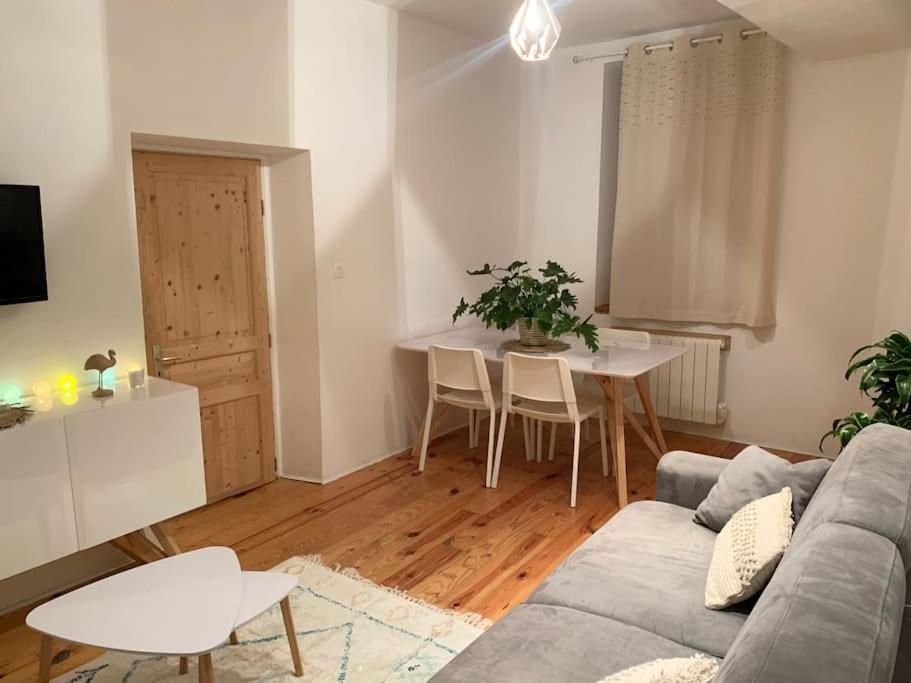 Le Petit Cocon Nimois Apartment Nimes Exterior photo